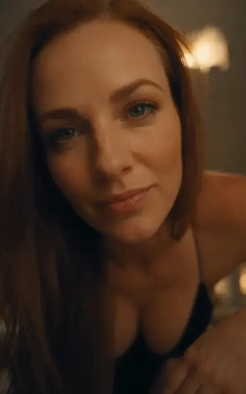 My Stepmom Needs A Plus One – opening frame of episode 1
